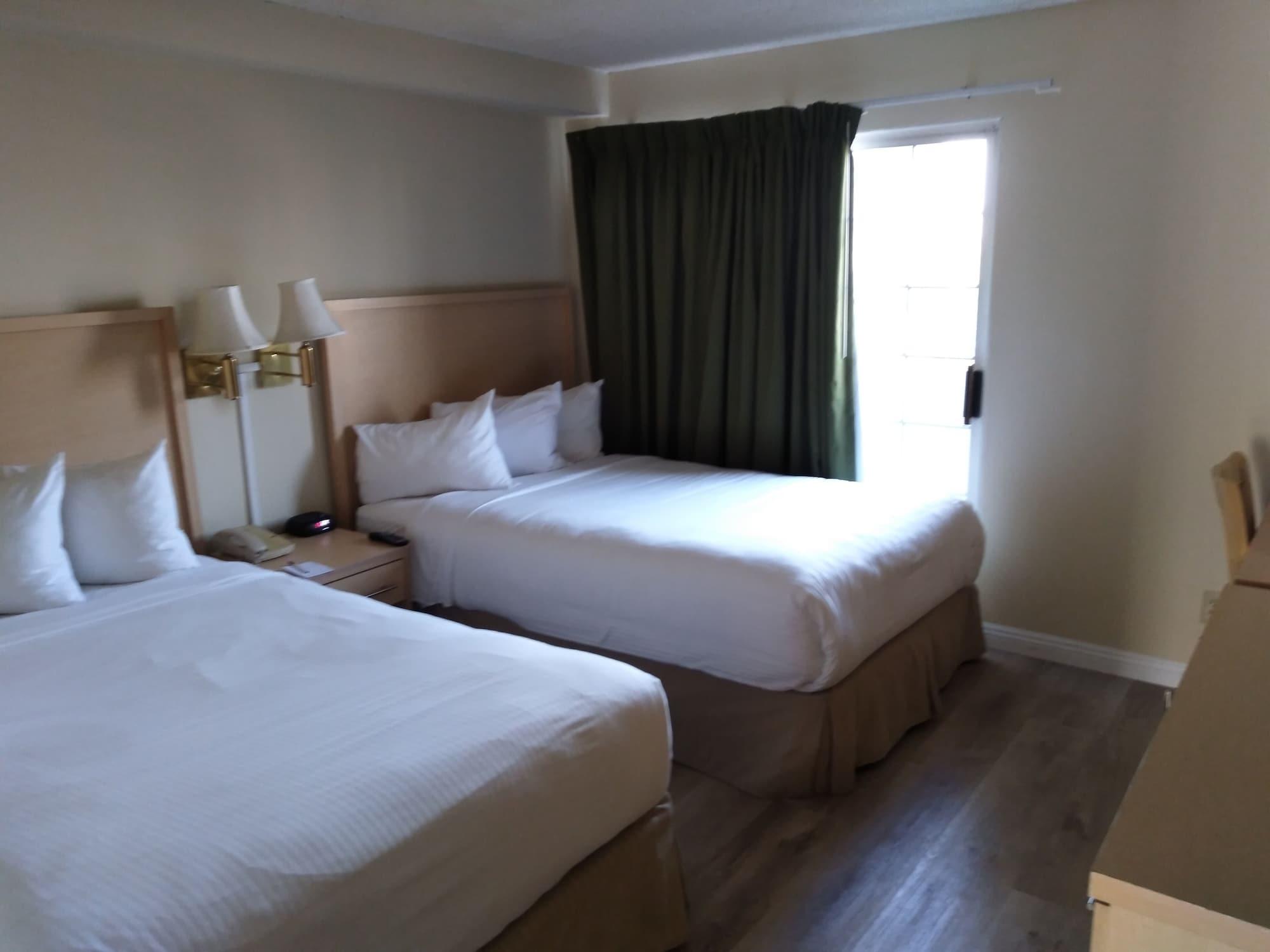 Ramada By Wyndham Hotel 3*