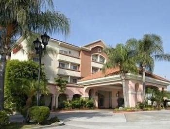 Ramada By Wyndham Hotel South El Monte