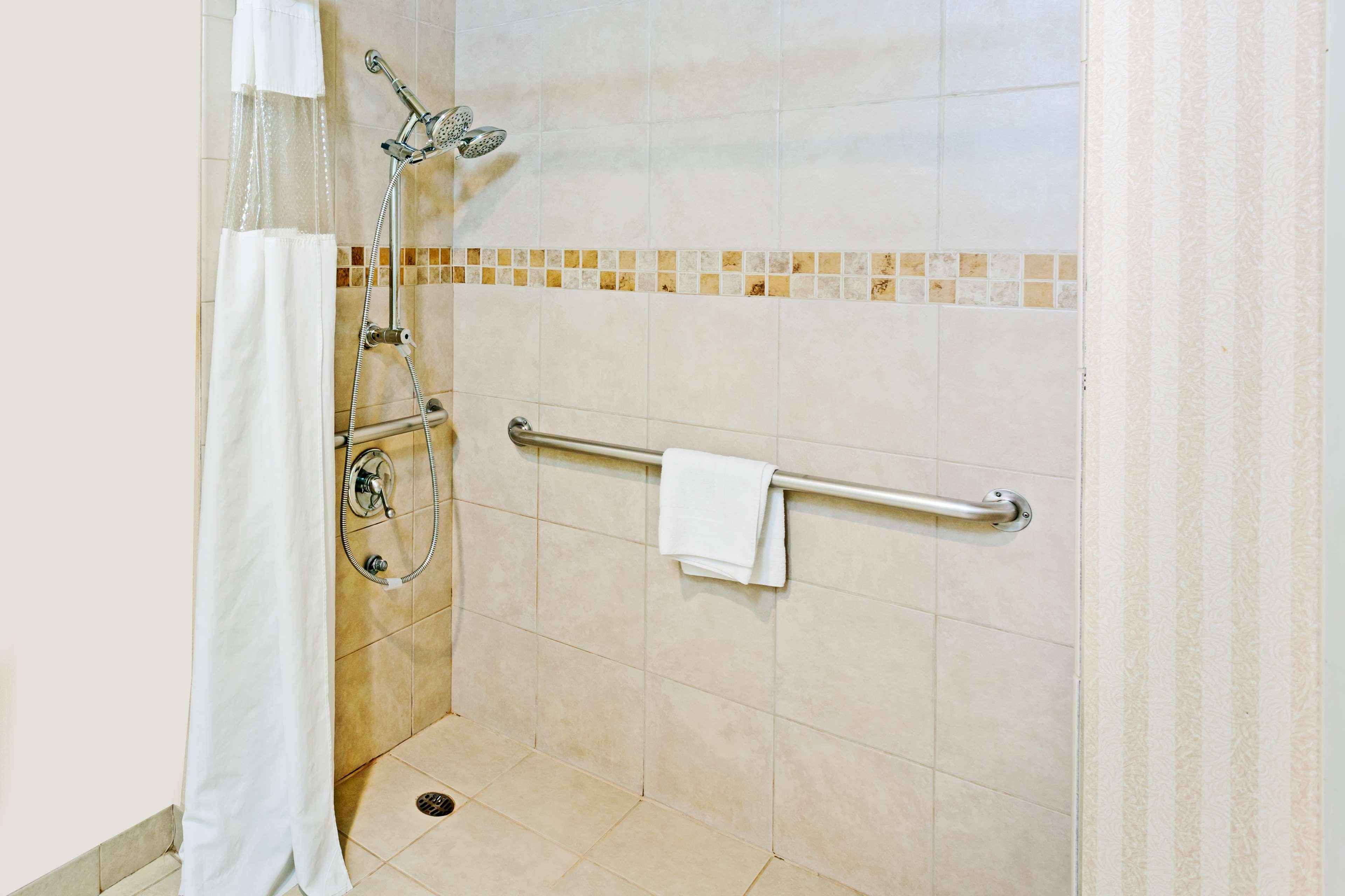 Ramada By Wyndham South El Monte