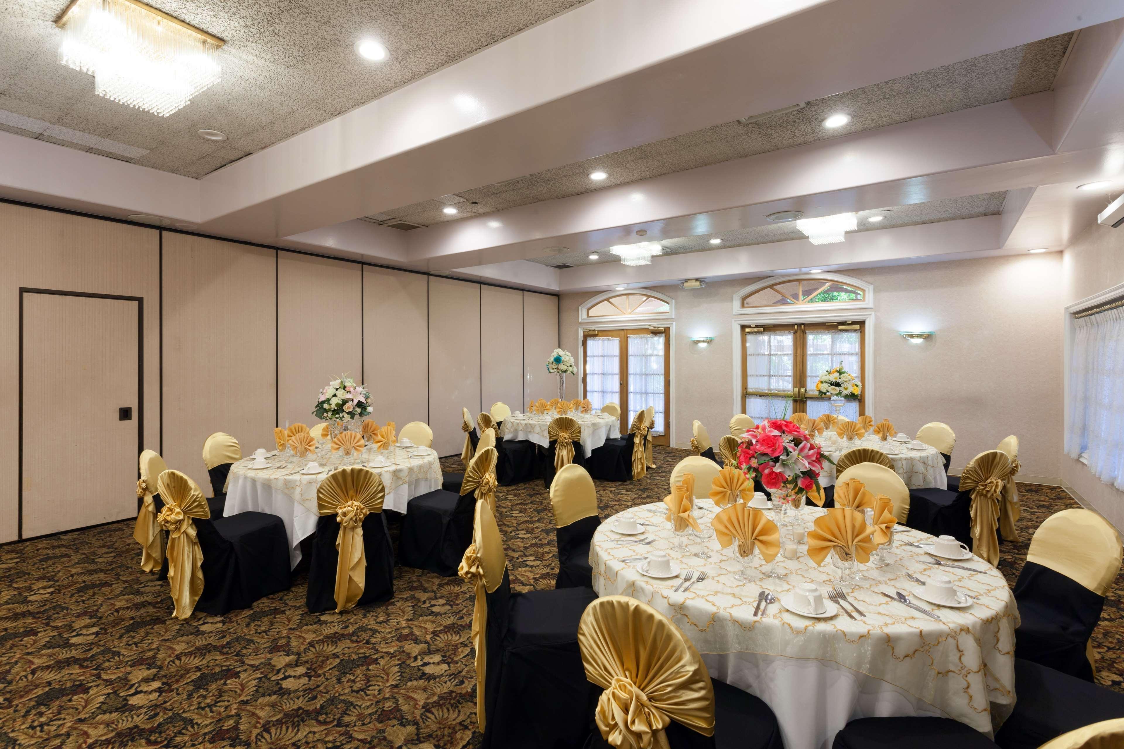 Hotel Ramada By Wyndham 3*
