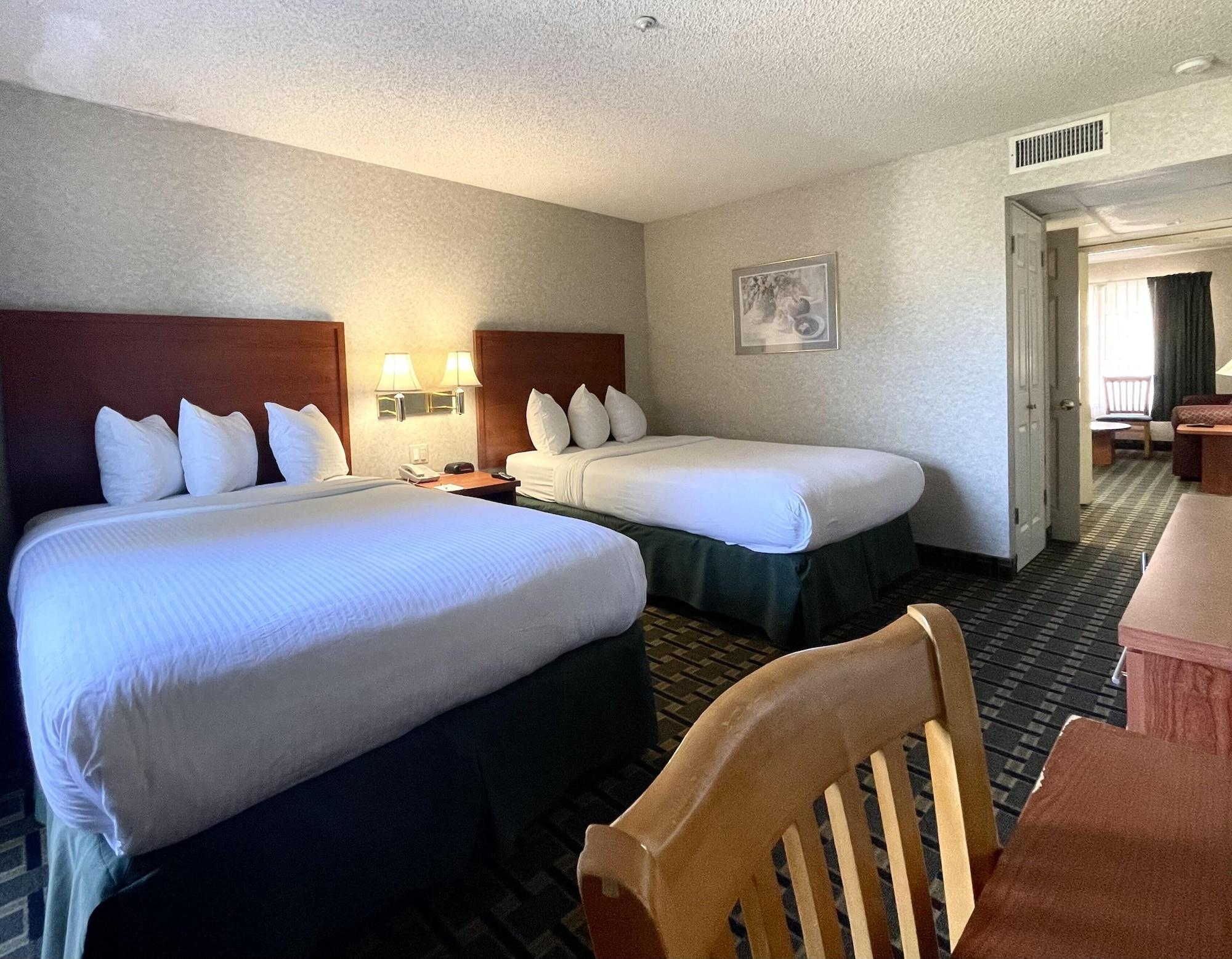 Hotel Ramada By Wyndham 3*